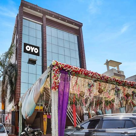 Chaya Hotel And Banquet Hall Kanpur Esterno foto