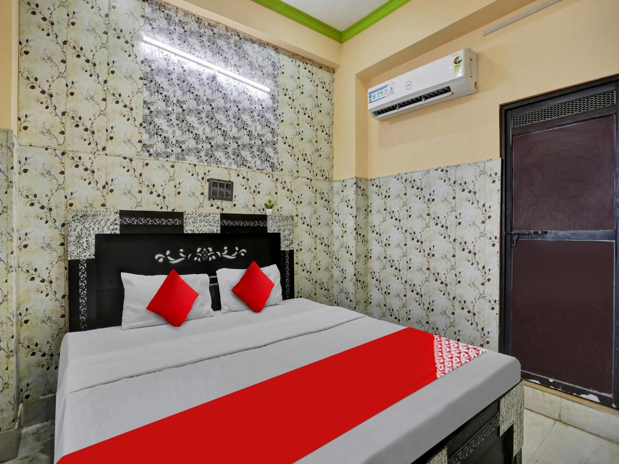 Chaya Hotel And Banquet Hall Kanpur Esterno foto