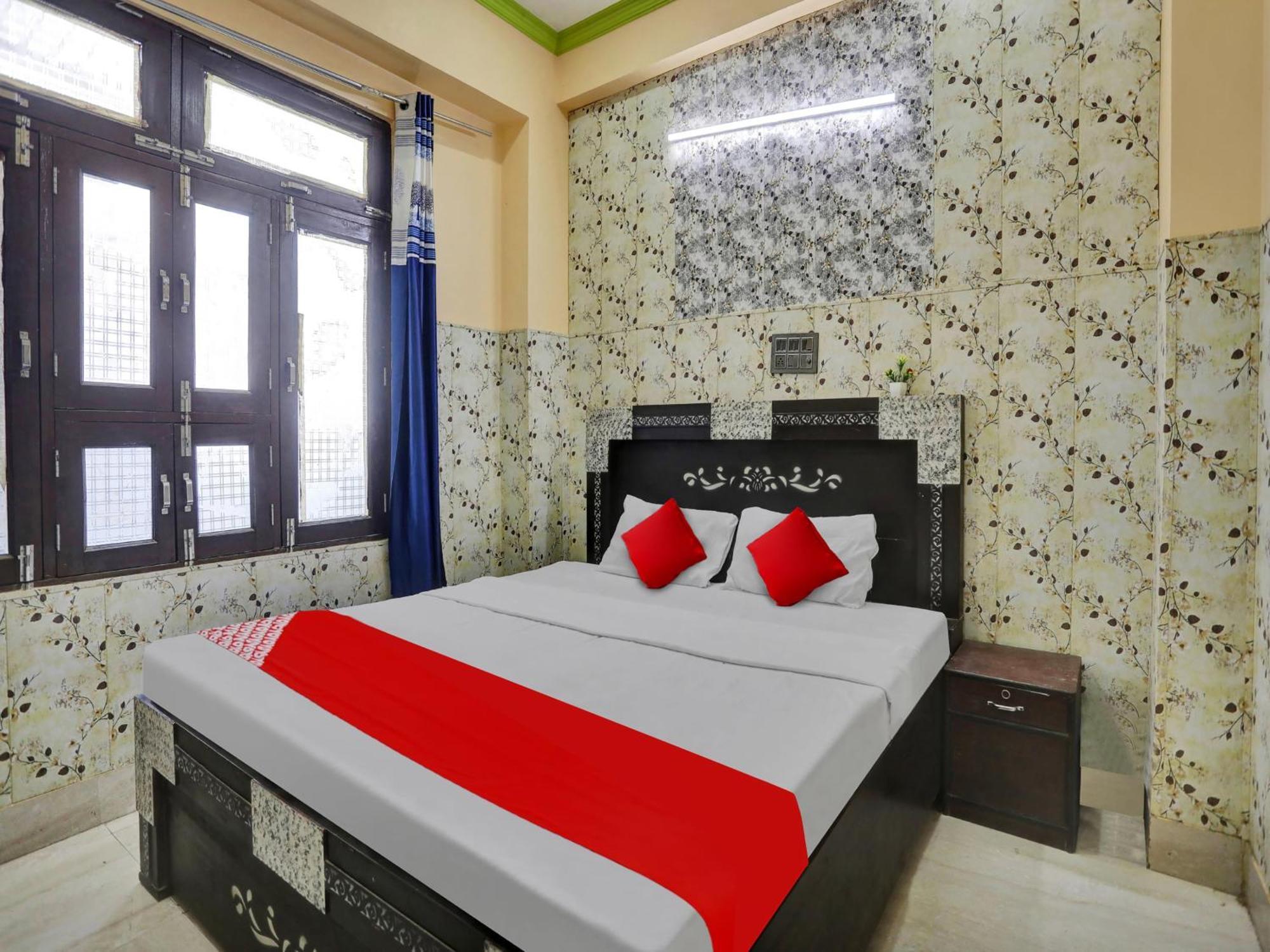 Chaya Hotel And Banquet Hall Kanpur Esterno foto