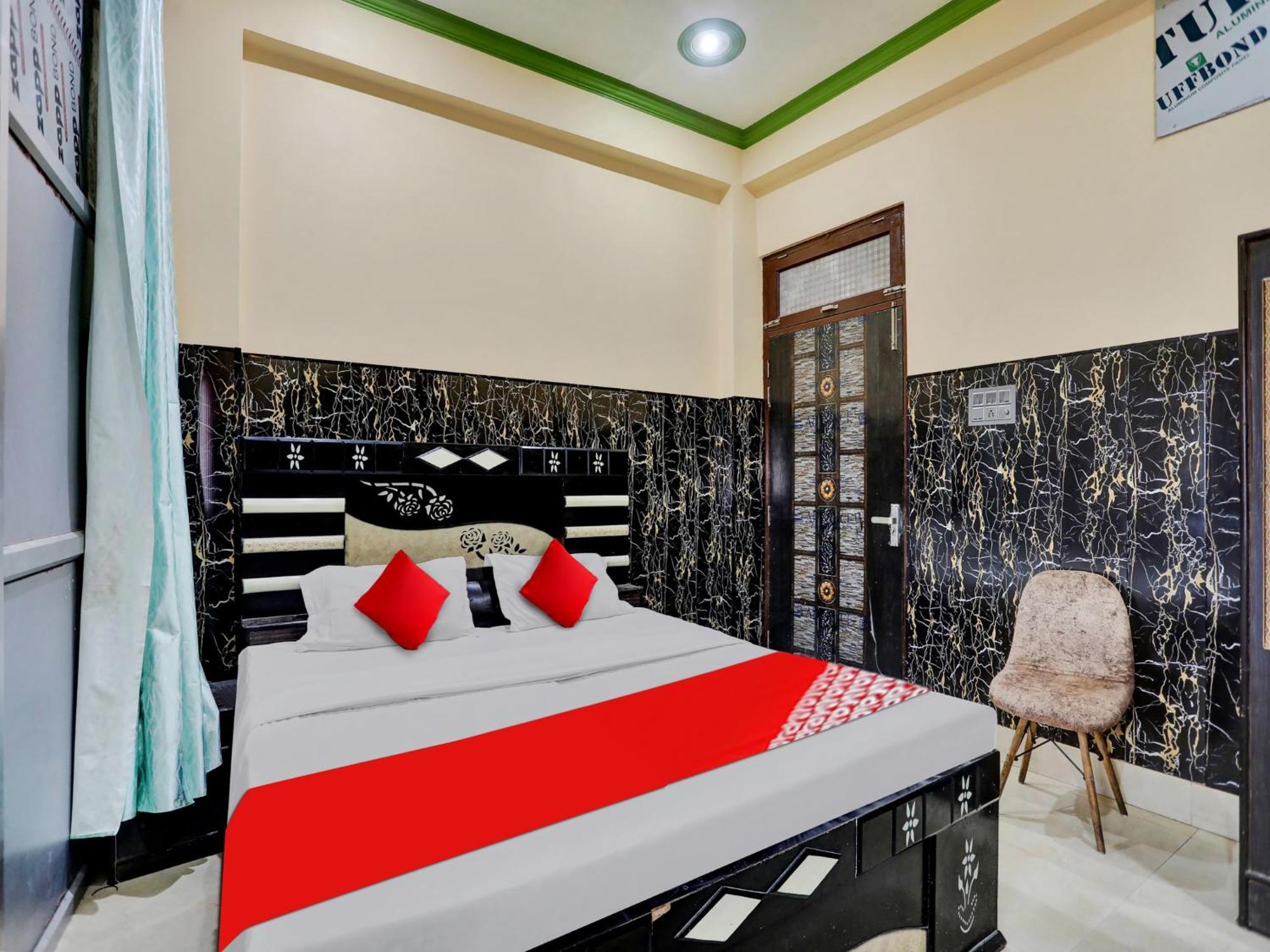 Chaya Hotel And Banquet Hall Kanpur Esterno foto