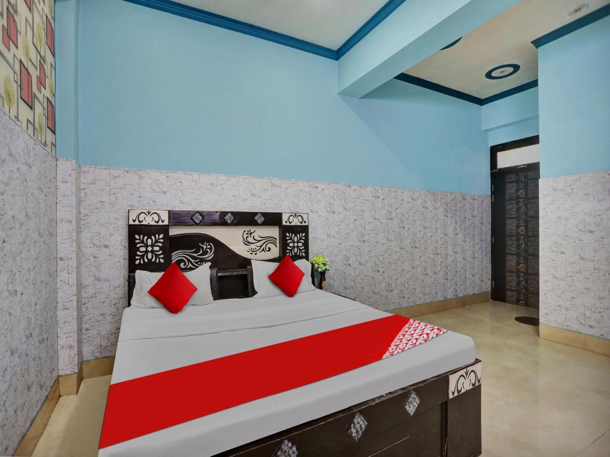 Chaya Hotel And Banquet Hall Kanpur Esterno foto